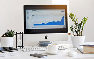 女明星身材焦虑背后：谁在制造裸体审视？