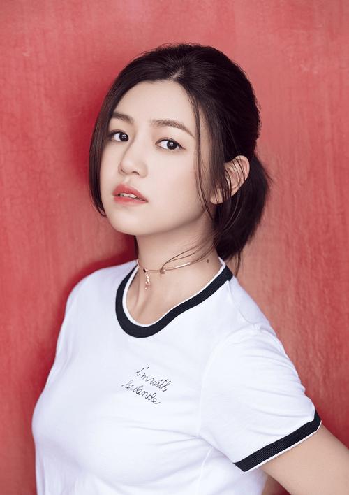 明星黑历史都从哪扒的_哪个明星爆不出来黑料,_明星黑的有谁