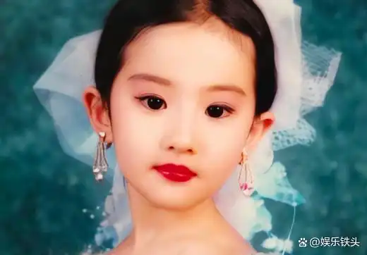 事业家庭双丰收明星_演艺圈天生富贵相女星_旺夫面相的女明星